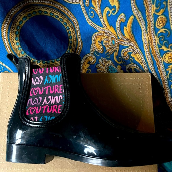 NWT JUICY COUTURE colorful design rain boots no box . soft insole .mom 💕size9 - Picture 4 of 7